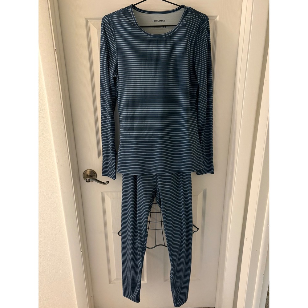 Terramar Climasense 2.0 Womens Blue Striped Base Layer Set Top Leggings L EUC